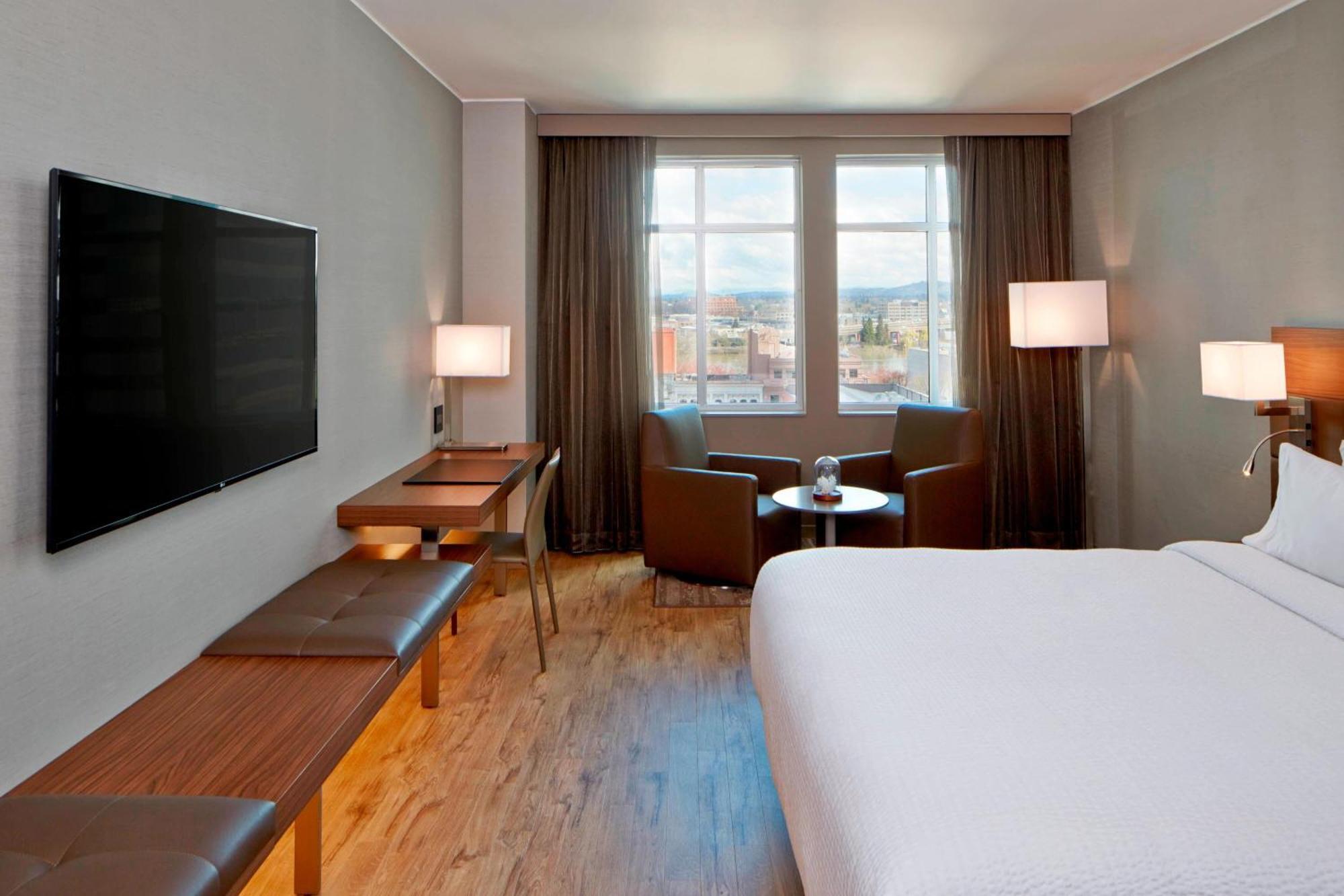 Ac Hotel By Marriott Portland Downtown, Or 4*
