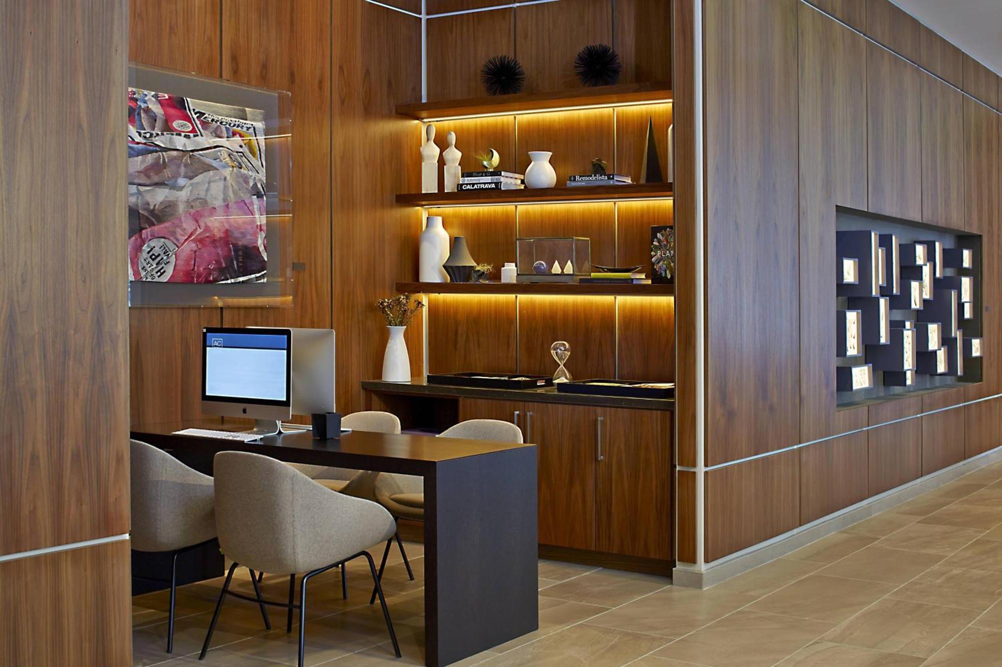 Hotel Ac Hotel By Marriott Portland Downtown, Or 4*